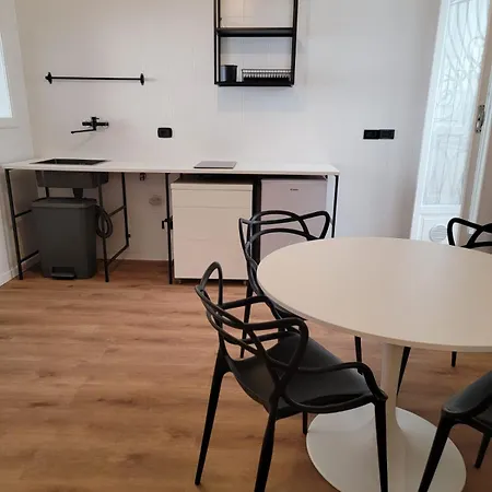 Station 1 Apartment Bari
